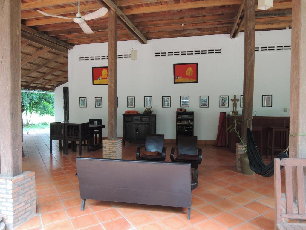 Arun Mekong Guesthouse Kratié Esterno foto